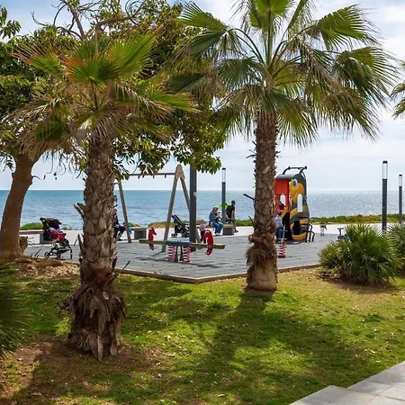 Апартаменты Petite Charming By Fidalsa